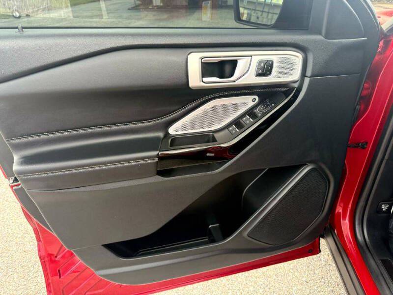 2023 Ford Explorer ST