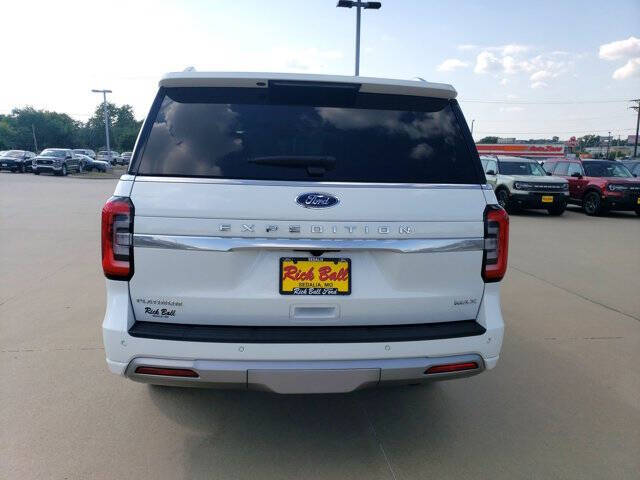 2022 Ford Expedition MAX Platinum