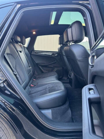 2016 Porsche Macan S