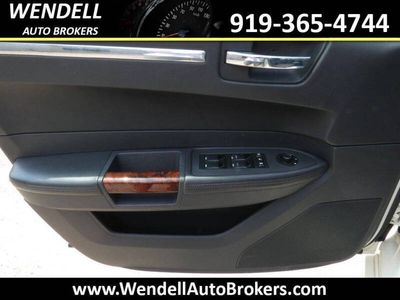 2008 Chrysler 300 Limited