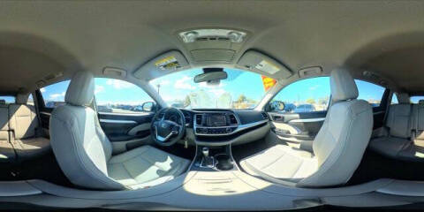 2018 Toyota Highlander LE