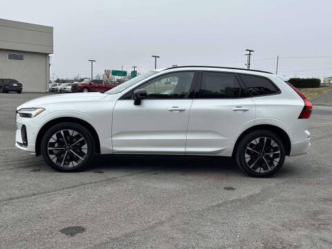 2026 Volvo XC60 B5 Plus