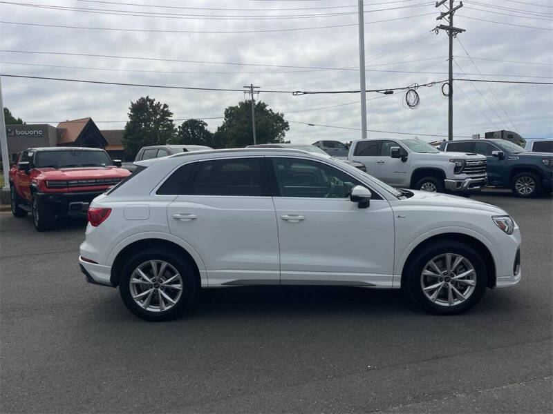 2023 Audi Q3 quattro S line Premium 45 TFSI