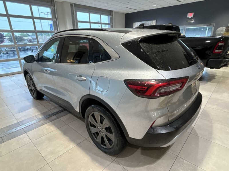 2024 Ford Escape Platinum
