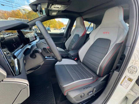 2024 Volkswagen Golf GTI Autobahn