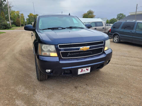2007 Chevrolet Avalanche for sale at J & S Auto Sales in Thompson ND
