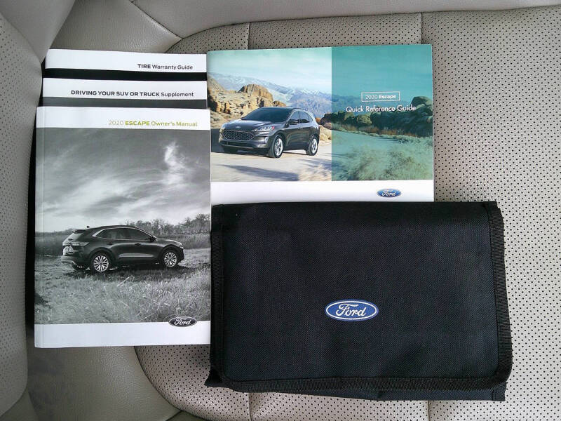 2020 Ford Escape SEL