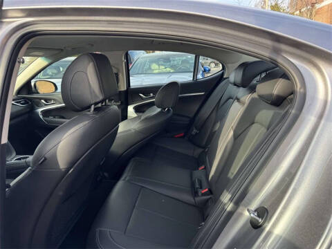 2026 Genesis G70 2.5T Standard