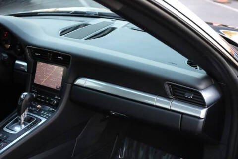 2017 Porsche 911 Carrera 4