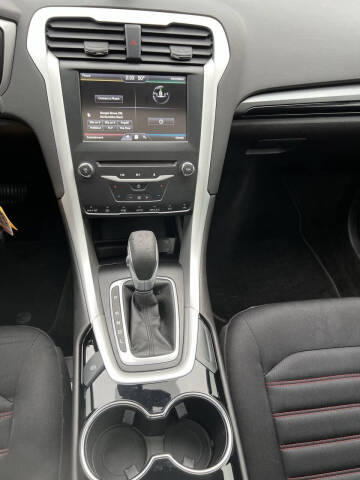 2014 Ford Fusion Hybrid SE