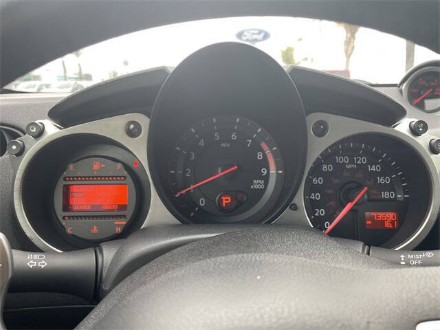 2016 Nissan 370Z Sport