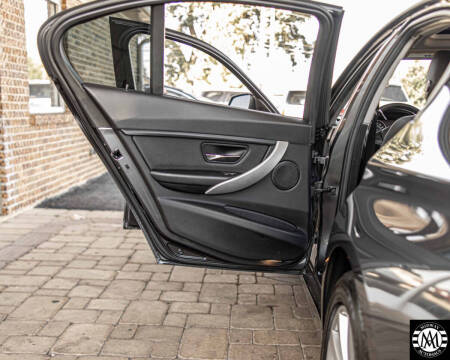 2017 BMW 3 Series 320i xDrive