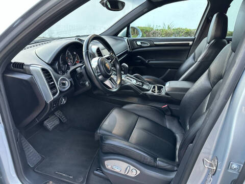 2016 Porsche Cayenne