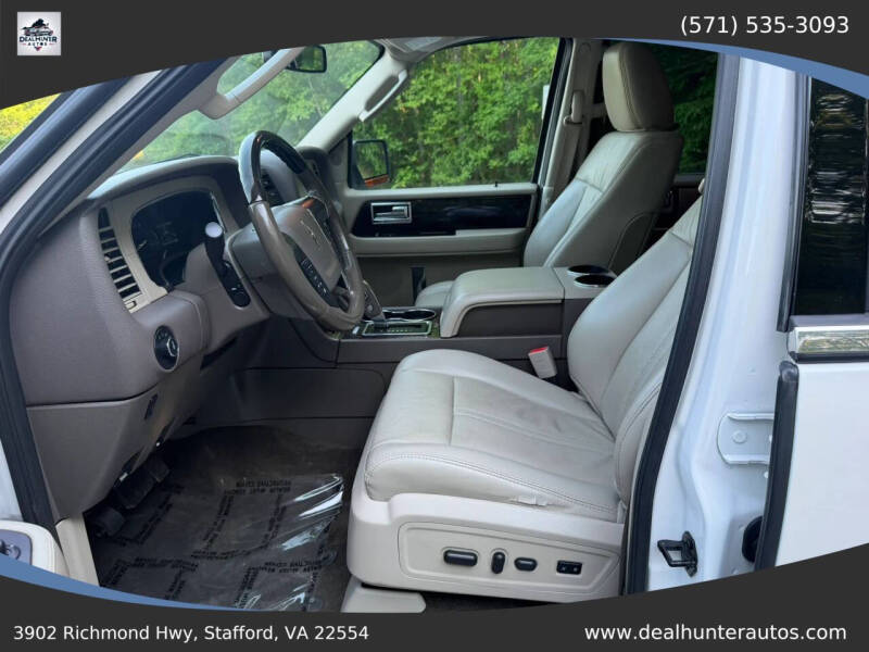 2017 Lincoln Navigator Select