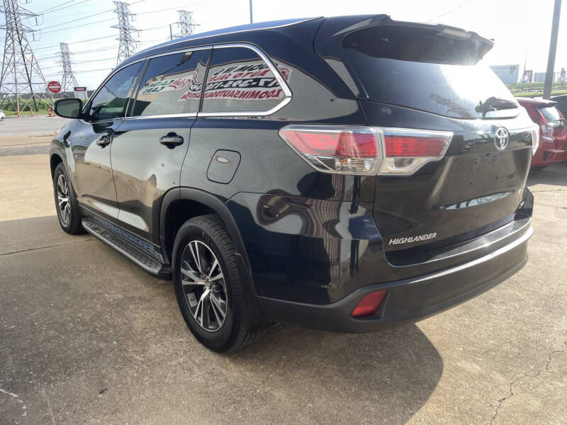 2016 Toyota Highlander XLE