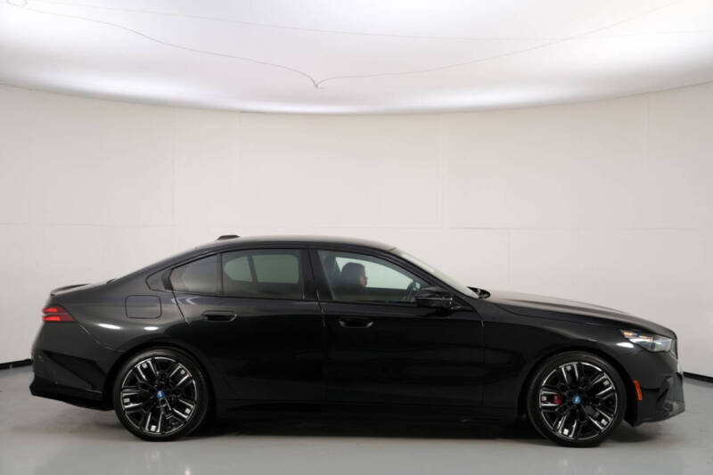 2024 BMW i5 M60