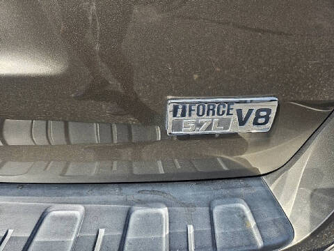 2017 Toyota Sequoia SR5