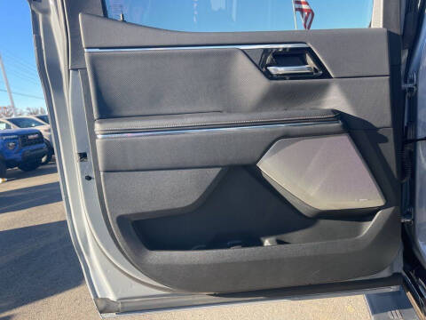 2024 GMC Sierra EV Denali Edition 1