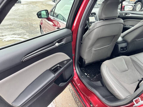 2017 Ford Fusion V6 Sport