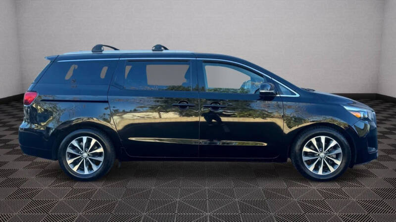 2016 Kia Sedona