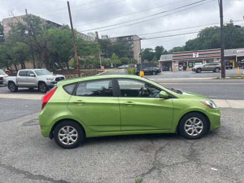 2013 Hyundai Accent GS