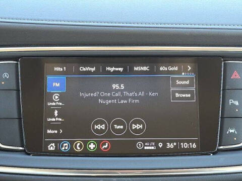 2023 Buick Enclave Essence