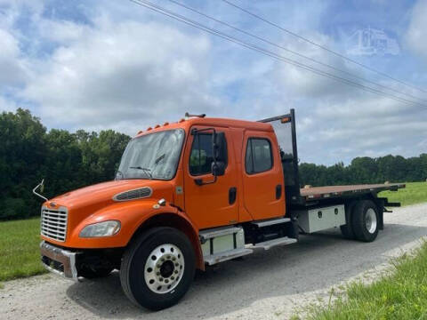 2018 Freightliner Business class M2