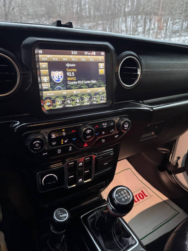 2020 Jeep Gladiator Overland