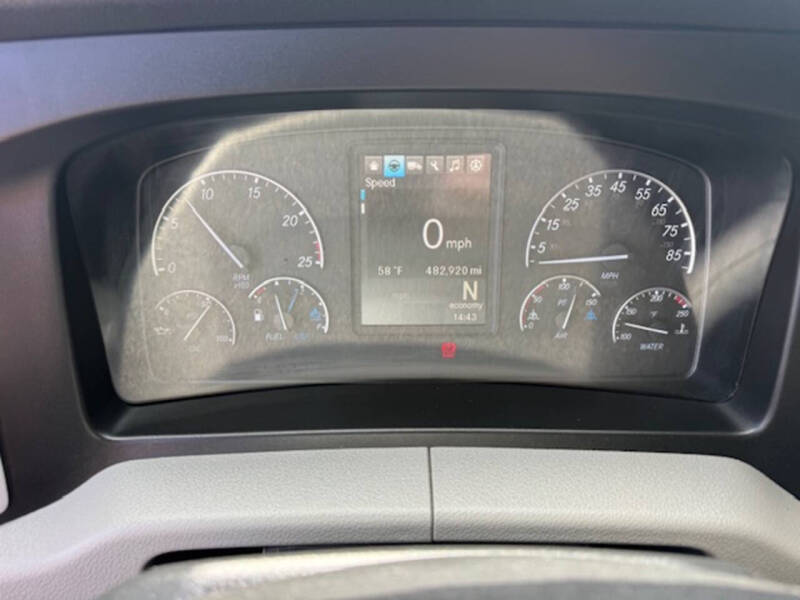 2021 Freightliner Cascadia