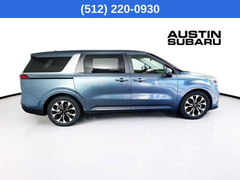 2023 Kia Carnival EX