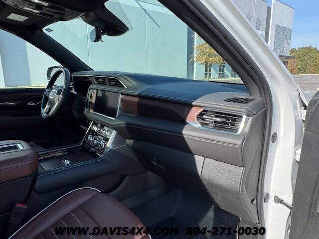 2023 GMC Yukon XL Denali Ultimate