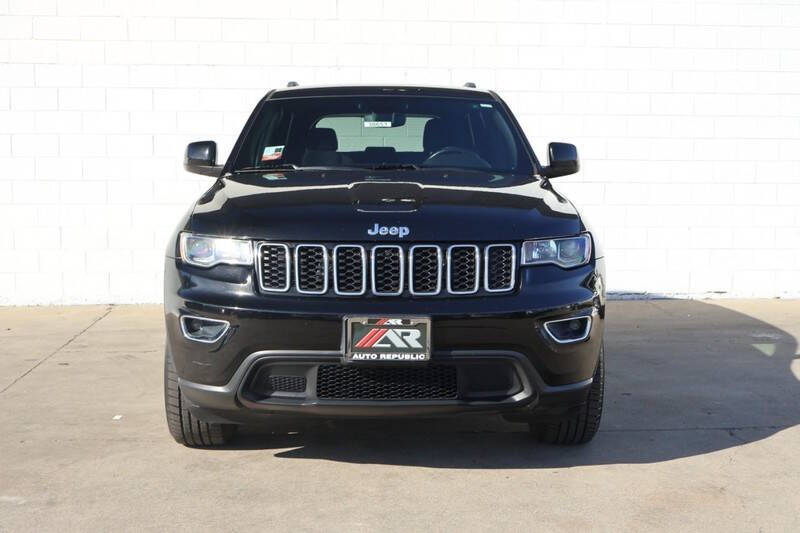 2019 Jeep Grand Cherokee Laredo E