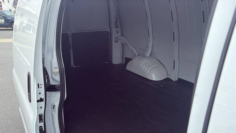 2026 GMC Savana 2500