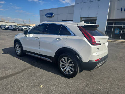 2022 Cadillac XT4 Premium Luxury