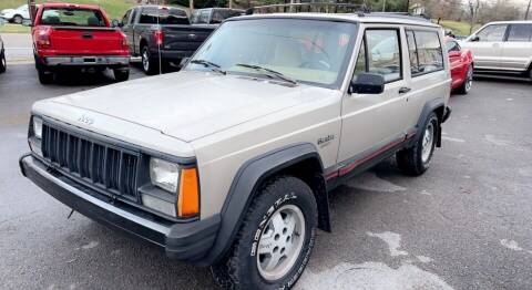 1996 Jeep Cherokee for sale at North Knox Auto LLC in Knoxville TN