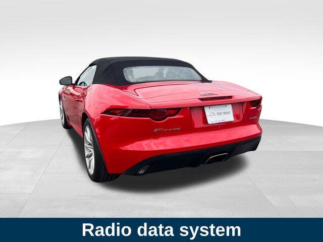 2019 Jaguar F-TYPE P300