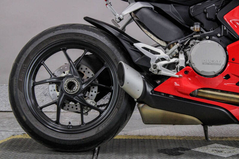 2020 Ducati Panigale V2