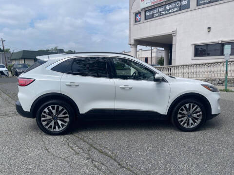 2020 Ford Escape Titanium