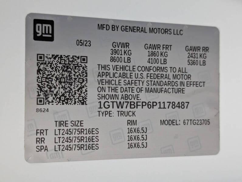 2023 GMC Savana 2500