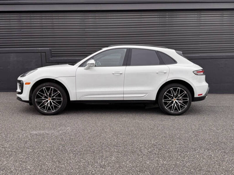 2025 Porsche Macan