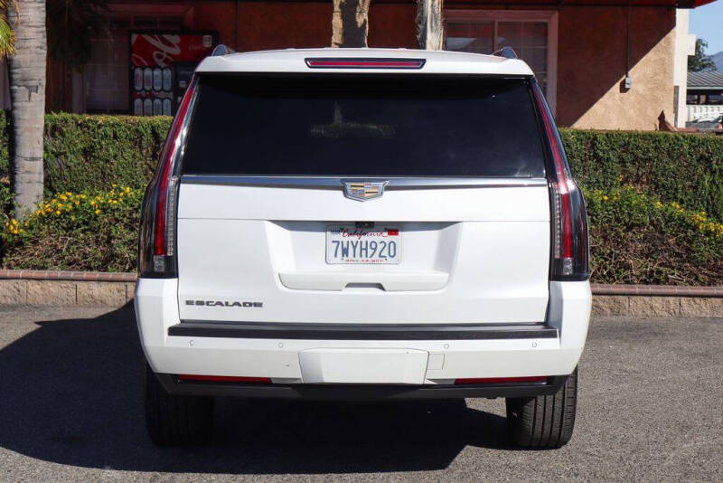 2017 Cadillac Escalade ESV Platinum