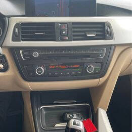 2012 BMW 3 Series 328i