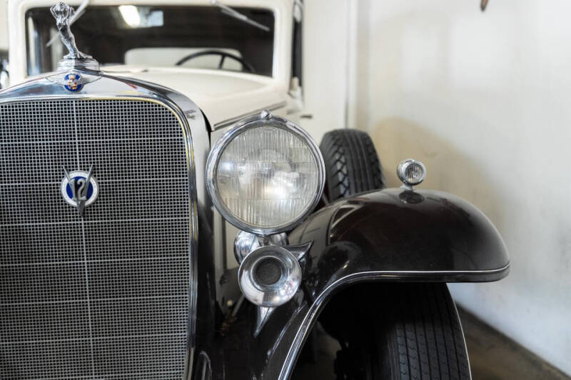 1932 Cadillac Series 370B