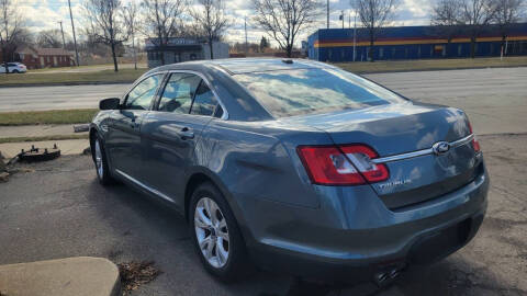 2010 Ford Taurus SEL