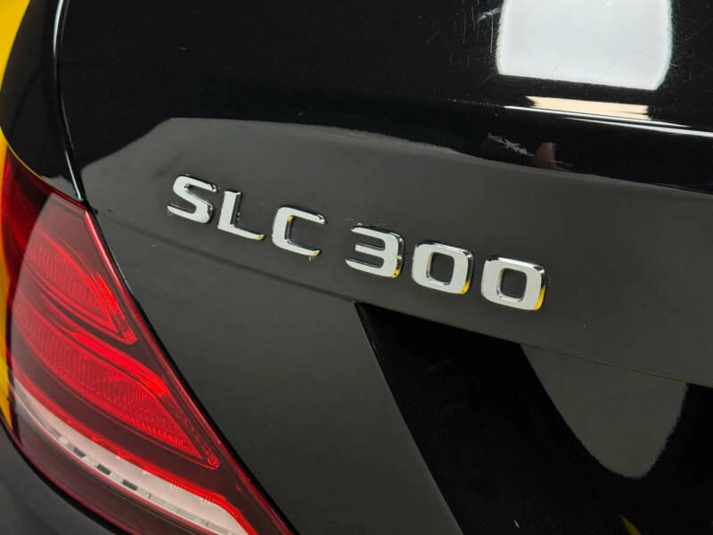 2017 Mercedes-Benz SLC SLC 300