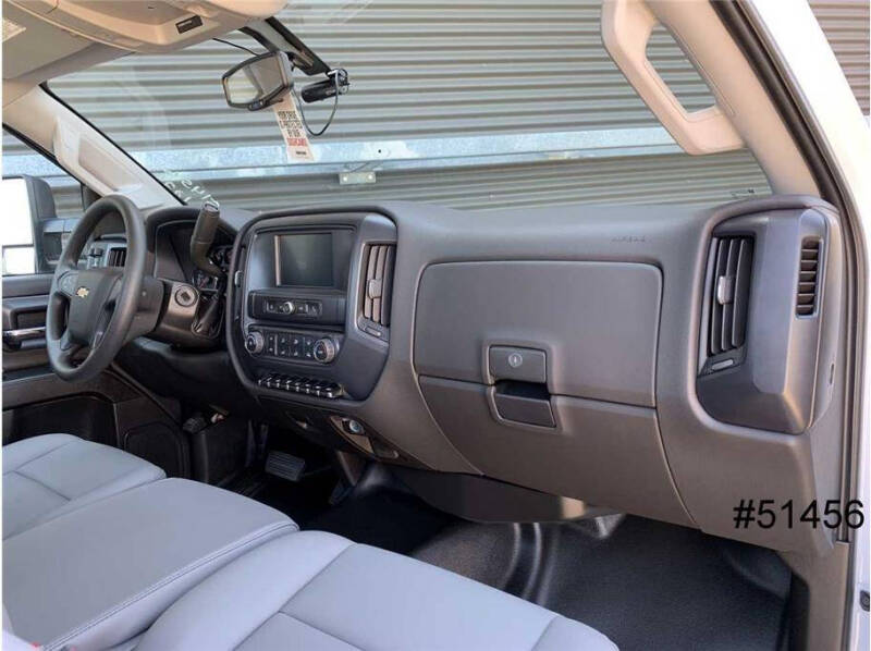 2023 Chevrolet Silverado 5500HD