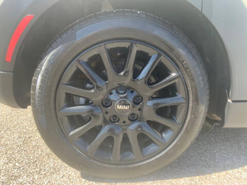 2017 MINI Hardtop 4 Door Cooper