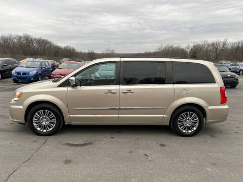 2013 Chrysler Town and Country for sale at CARS PLUS CREDIT in Independence MO