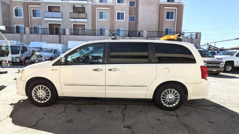 2013 Dodge Grand Caravan for sale at Vehicle Center in Rosemead CA