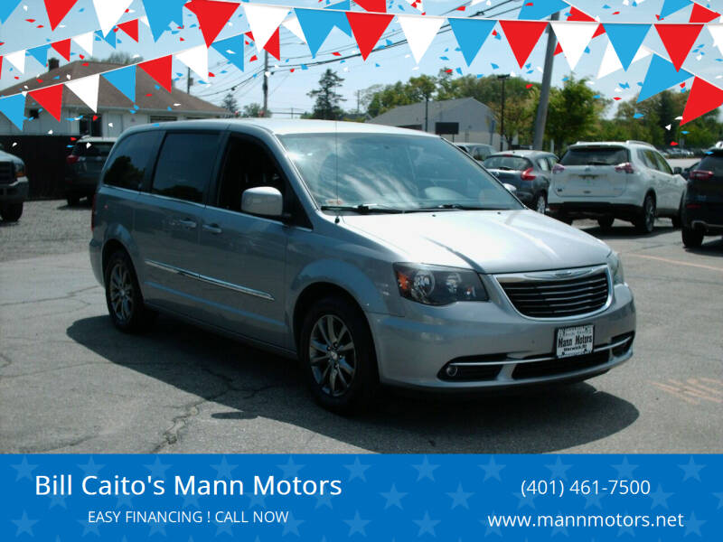 2015 Chrysler Town and Country for sale at Bill Caito's Mann Motors in Warwick RI